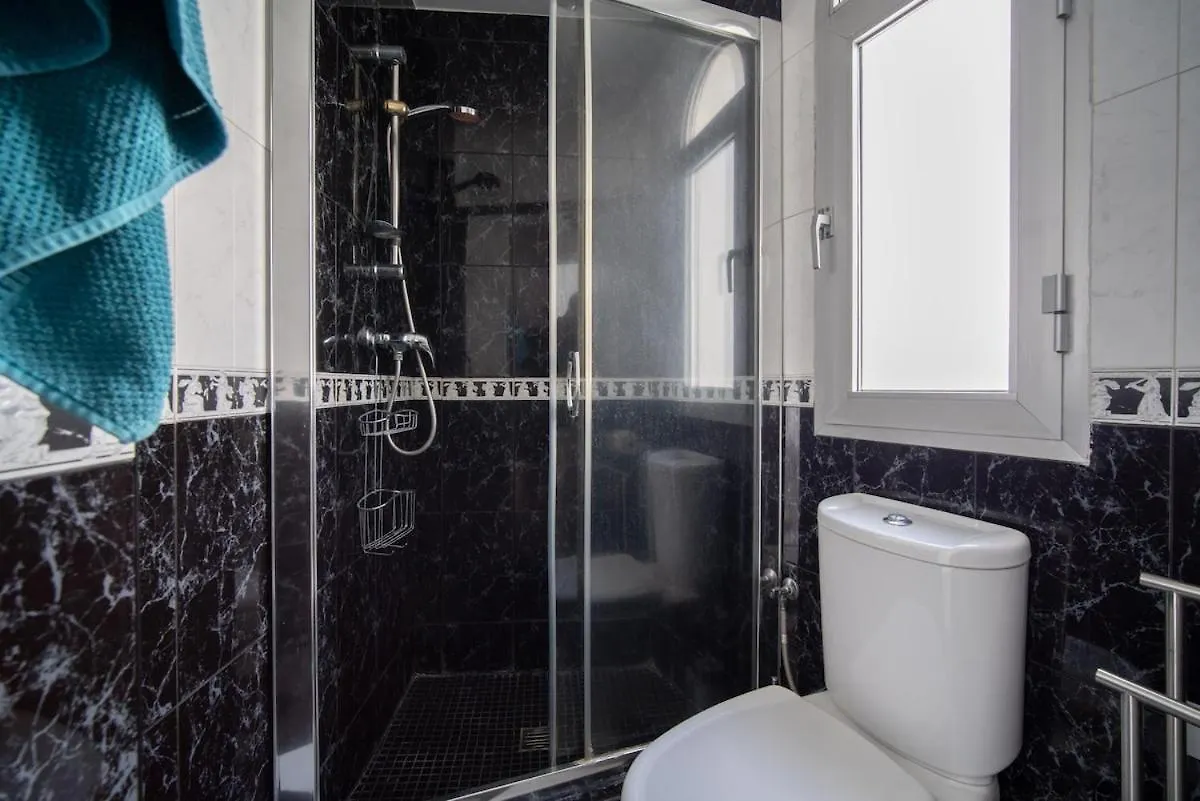 Stunning Townhouse In Los Pacos 丰希罗拉 0*,  西班牙